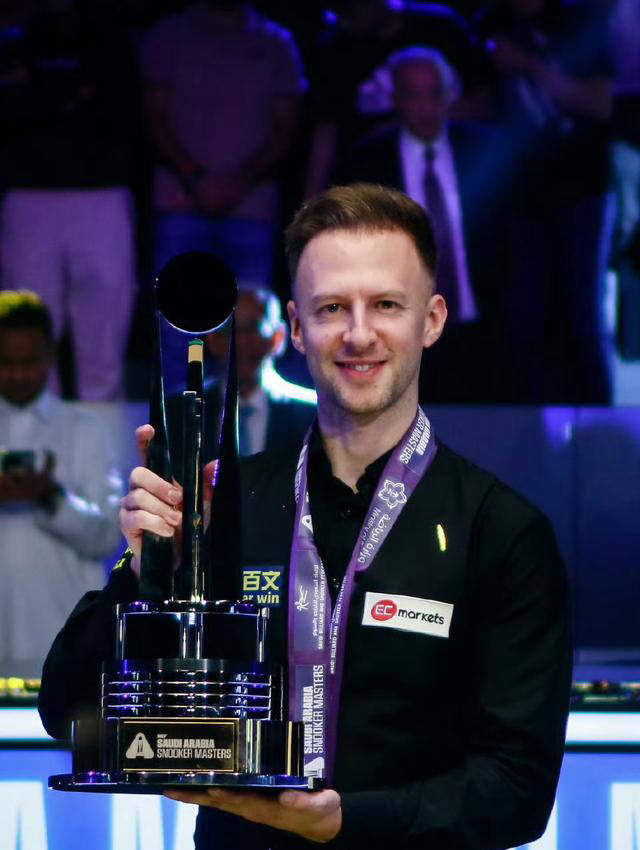 手在赛场上 手在赛场上