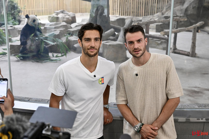 卡利尼奇拒 卡利尼奇拒